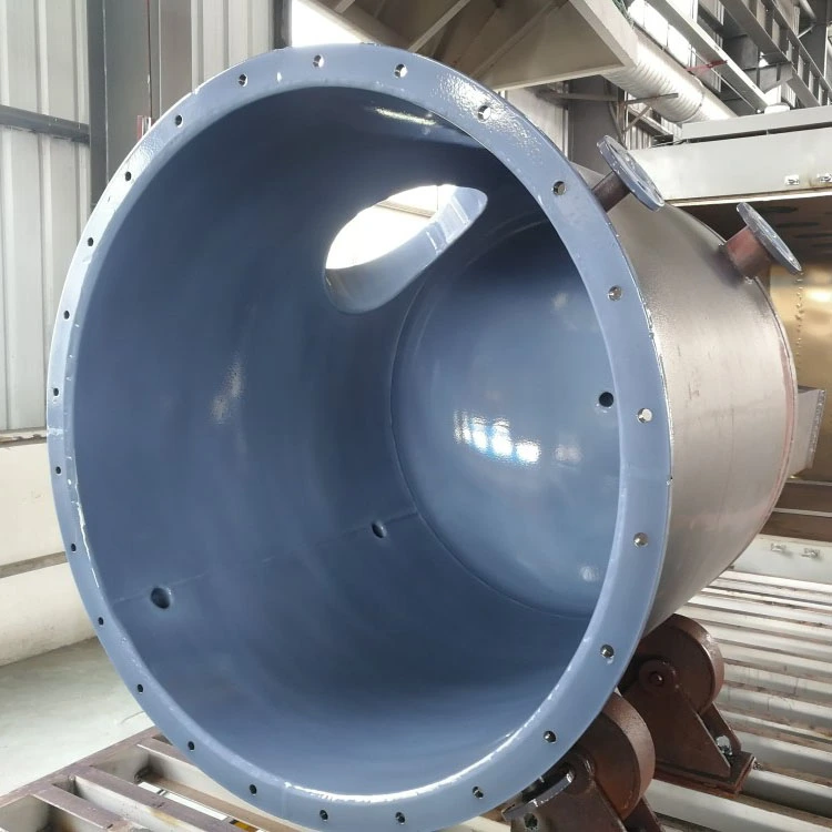 Tanque receptor de produto de reação química revestido com PFA